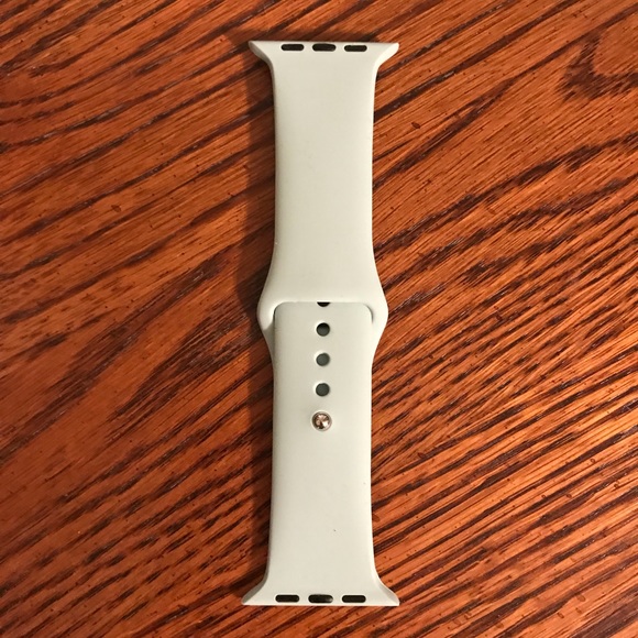 Three 42mm Apple Watch Sport bands - Picture 3 of 4